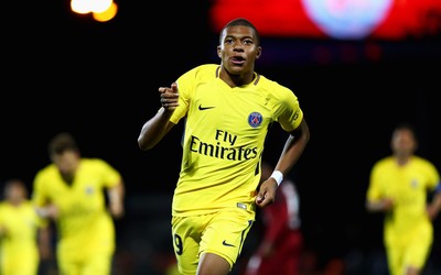 米兰电竞热评-加比马丁入选最佳防守阵容